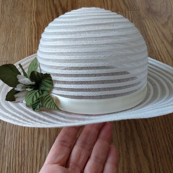 Vintage Sun Hat 20.75" White Daisy Flower Boutonniere Mesh Simple Summer Bride - Picture 7 of 10